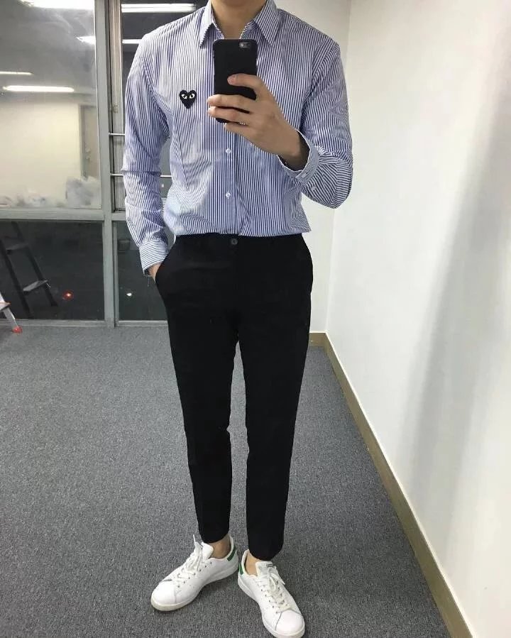 尤萱嘉锦