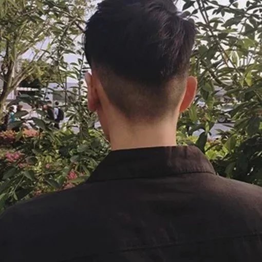 丁钧福薇